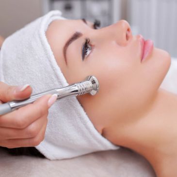 Diamond dermabrasion microdermabrasion facial
